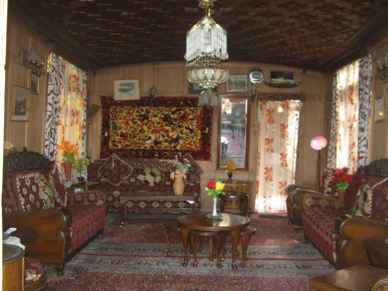 Young Shahzada Group Of Houseboats Σριναγκάρ Εξωτερικό φωτογραφία
